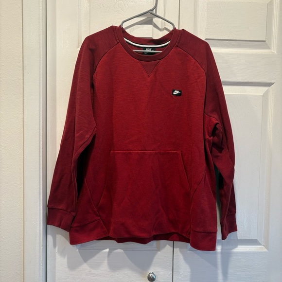 Nike Red Optic Crewneck with front pocket - Size XL - Picture 1 of 7